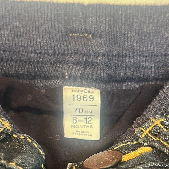 GAP - Blue Denim Mini Skirt/skort with Fitted Waistband - Picture 2 of 4